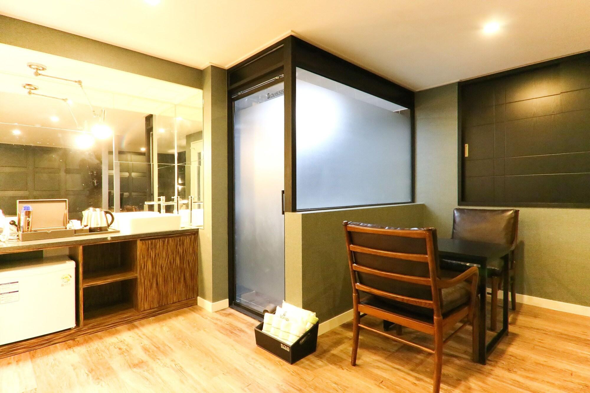 Louis Hotel Busan Exterior photo