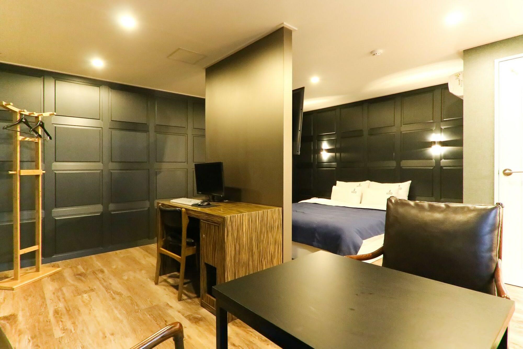 Louis Hotel Busan Exterior photo