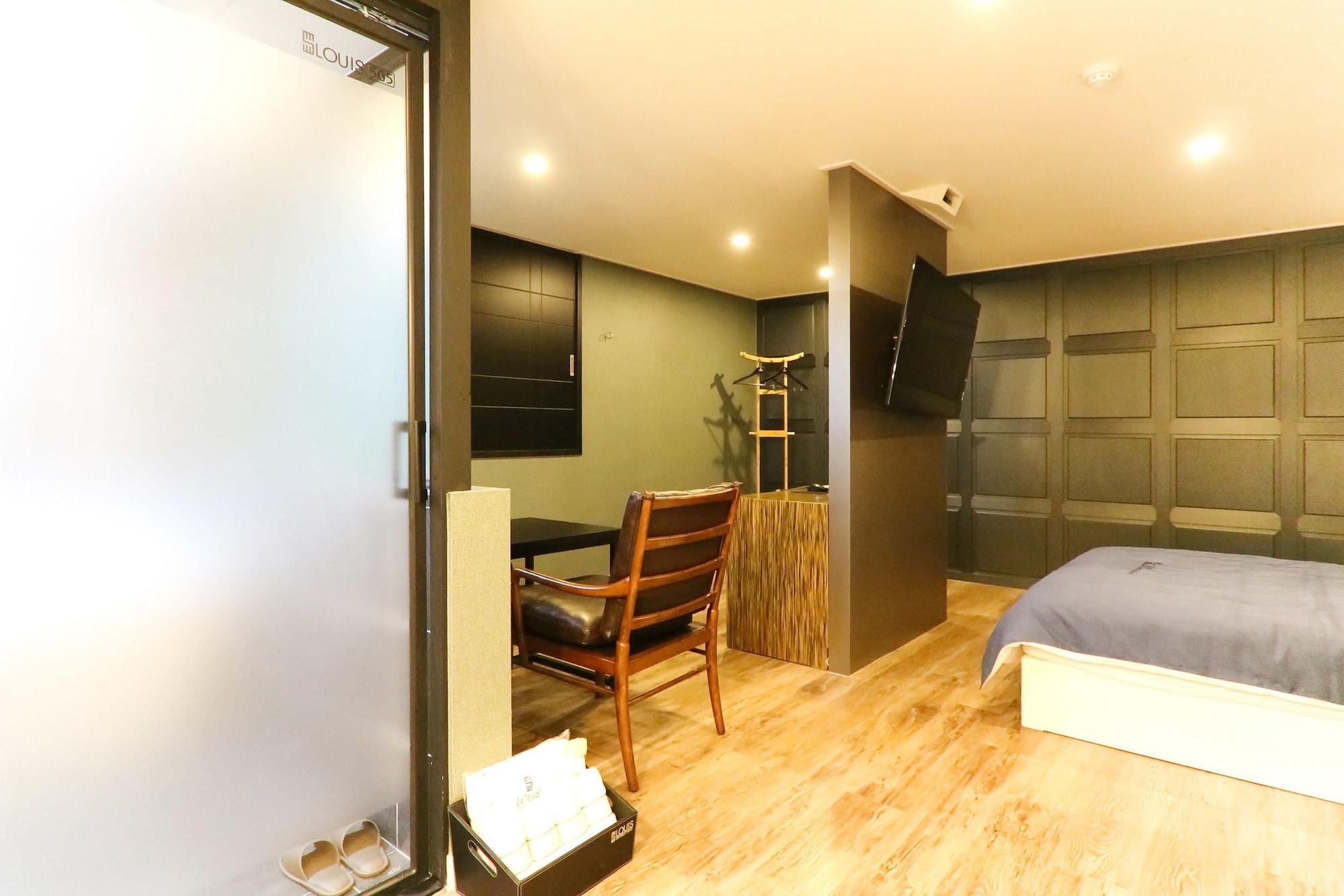 Louis Hotel Busan Exterior photo