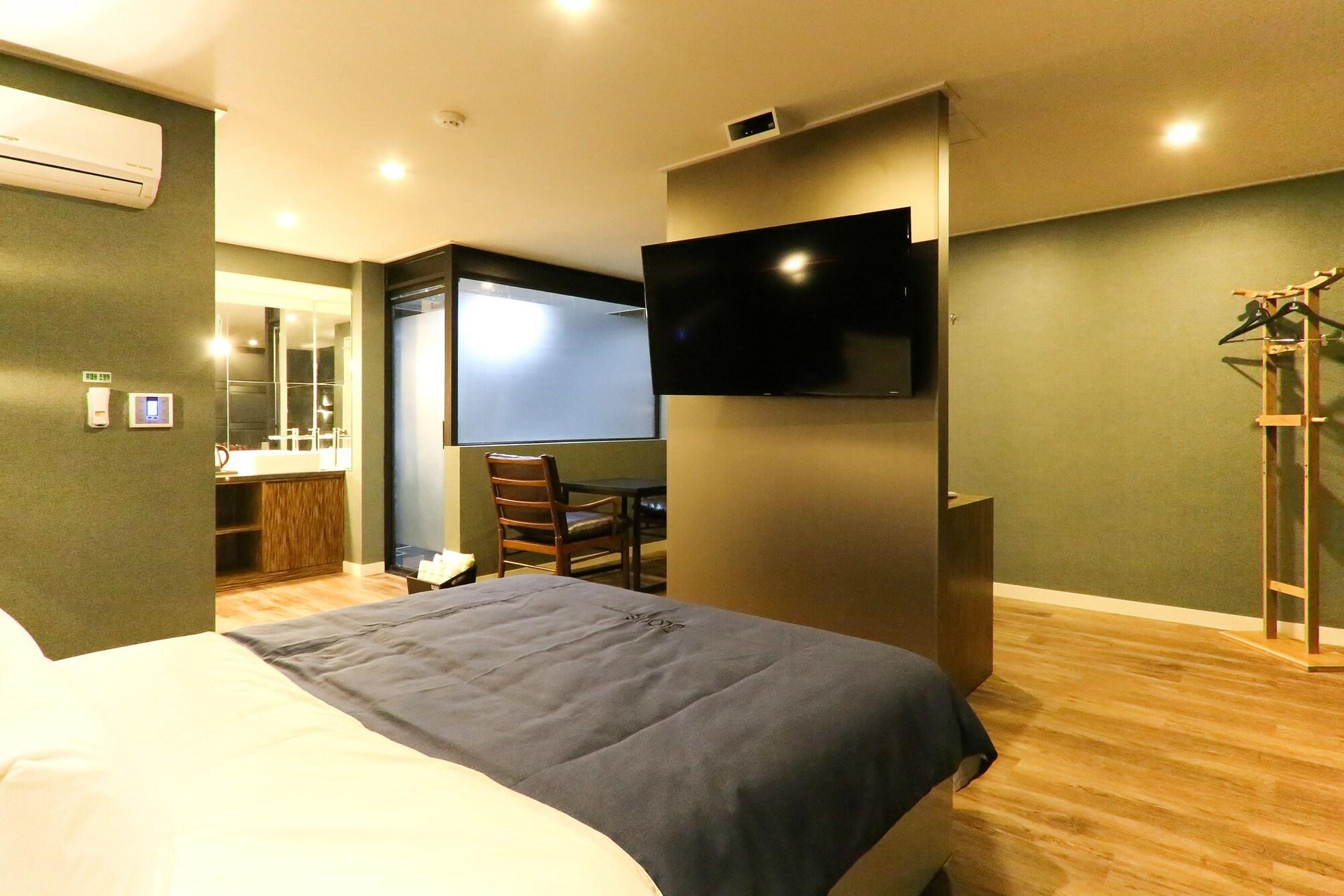 Louis Hotel Busan Exterior photo