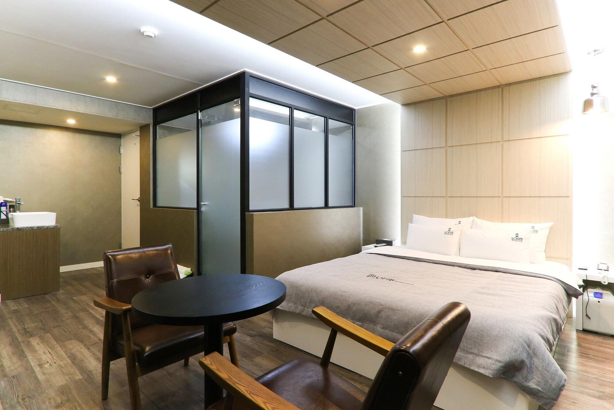 Louis Hotel Busan Exterior photo